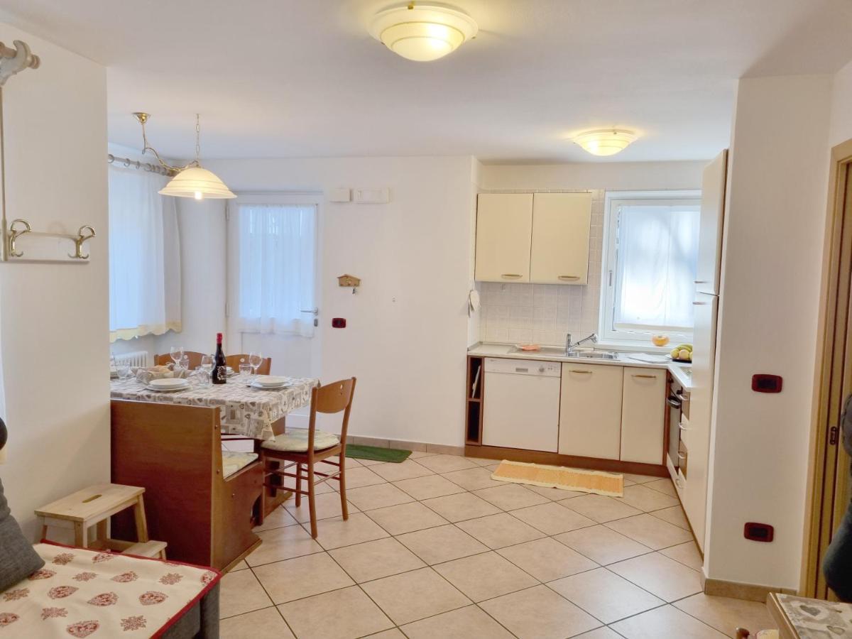 Ciapia Apartment Campitello di Fassa Bagian luar foto