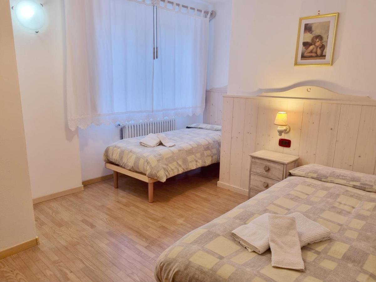Ciapia Apartment Campitello di Fassa Bagian luar foto