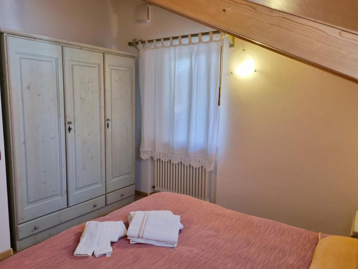 Ciapia Apartment Campitello di Fassa Bagian luar foto