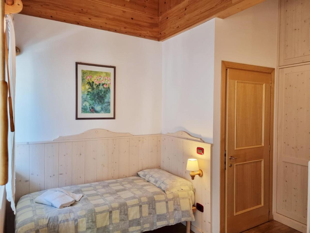 Ciapia Apartment Campitello di Fassa Bagian luar foto